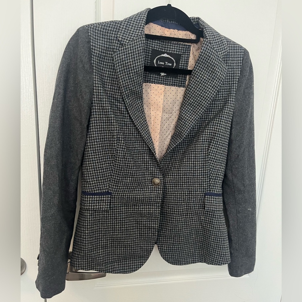 Love Tree Wool Gray Navy Blazer - medium